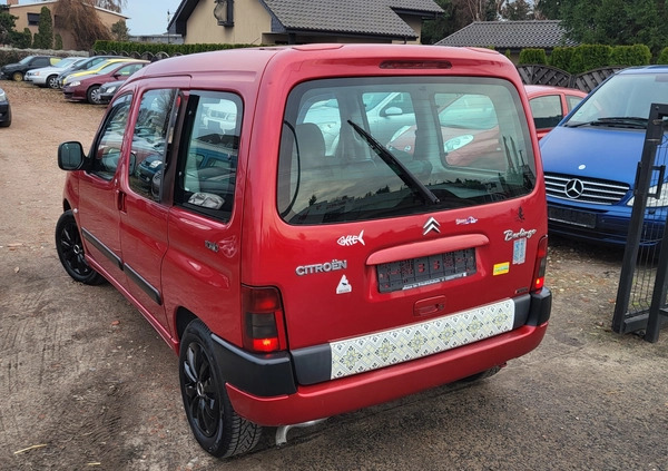 Citroen Berlingo cena 9300 przebieg: 272000, rok produkcji 2004 z Michałowo małe 301